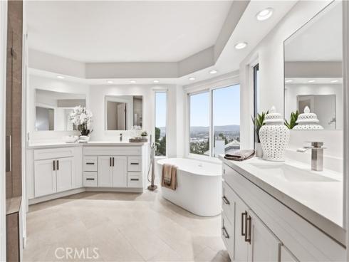 640 S Londerry  , Anaheim Hills, CA