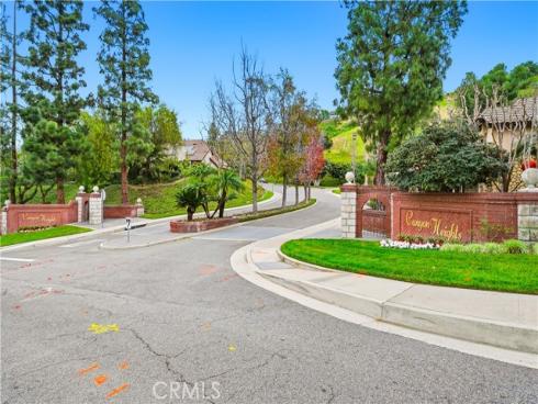 640 S Londerry  , Anaheim Hills, CA