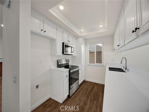 180 N Solomon  , Anaheim Hills, CA