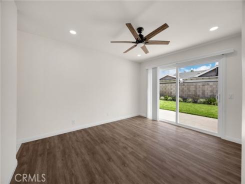 180 N Solomon  , Anaheim Hills, CA