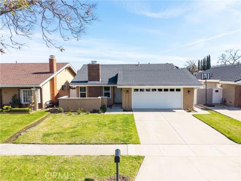 180 N Solomon  , Anaheim Hills, CA