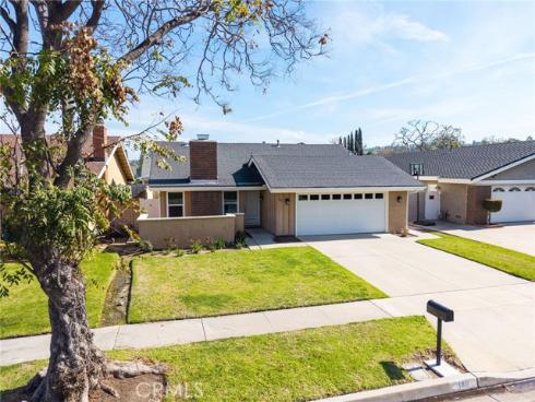 180 N Solomon  , Anaheim Hills, CA