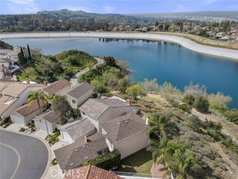 900 S Ridgecrest , Anaheim Hills, CA