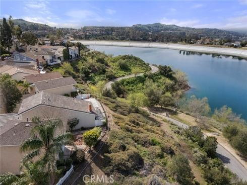 900 S Ridgecrest , Anaheim Hills, CA