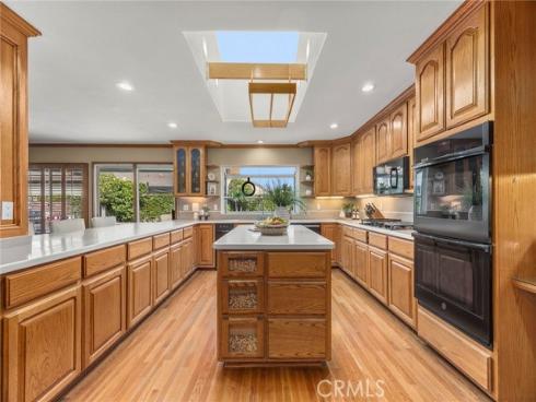 130 N Avenida Veracruz  , Anaheim Hills, CA