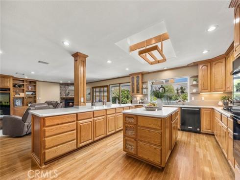 130 N Avenida Veracruz  , Anaheim Hills, CA