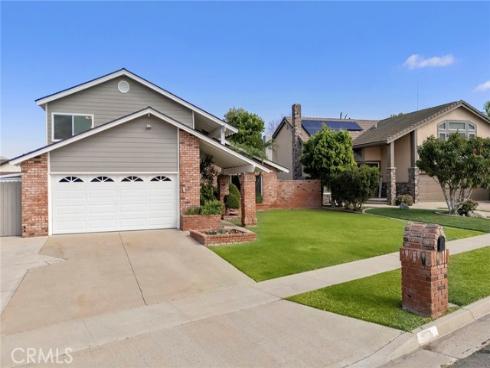 130 N Avenida Veracruz  , Anaheim Hills, CA