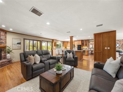 130 N Avenida Veracruz  , Anaheim Hills, CA