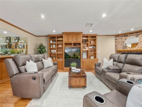 130 N Avenida Veracruz  , Anaheim Hills, CA