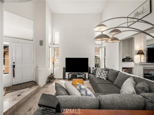 993 S Dylan   Way, Anaheim Hills, CA