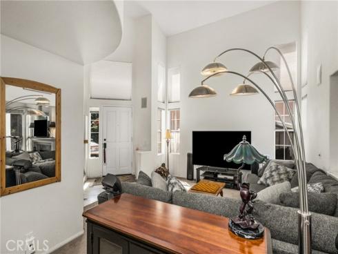 993 S Dylan   Way, Anaheim Hills, CA