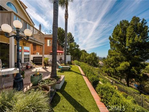 993 S Dylan   Way, Anaheim Hills, CA