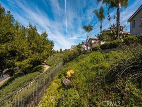 993 S Dylan   Way, Anaheim Hills, CA