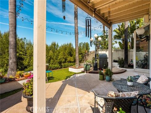 993 S Dylan   Way, Anaheim Hills, CA