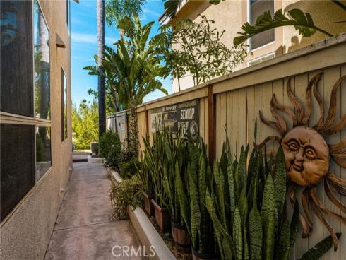 993 S Dylan   Way, Anaheim Hills, CA