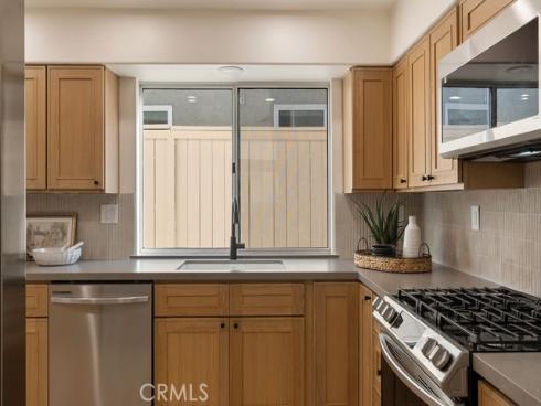 1222 S Silver Star   Way, Anaheim Hills, CA