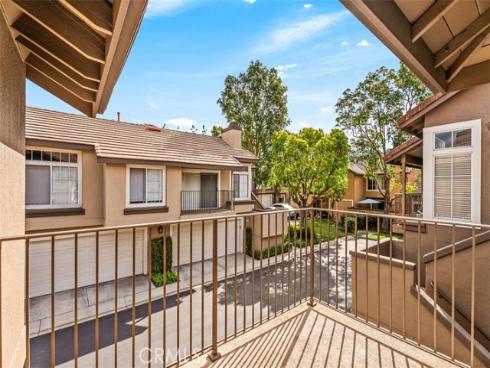 631 S Dewberry  , Anaheim Hills, CA