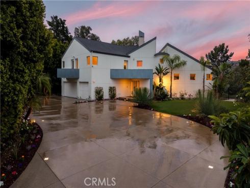 385 S. Via Montanera