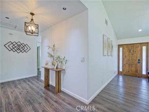 292 N Camino Arroyo  , Anaheim Hills, CA