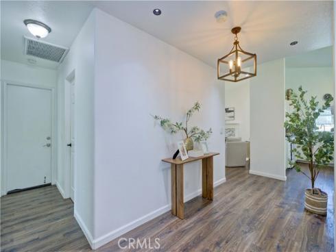 292 N Camino Arroyo  , Anaheim Hills, CA