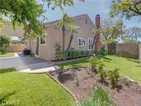 292 N Camino Arroyo  , Anaheim Hills, CA