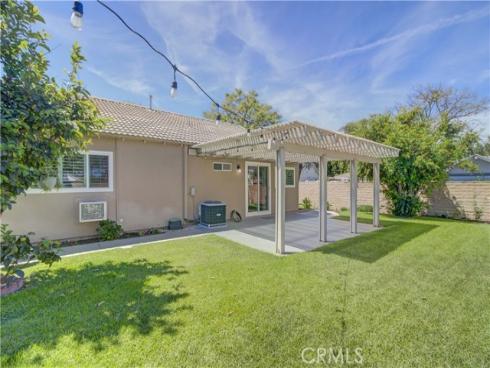 292 N Camino Arroyo  , Anaheim Hills, CA