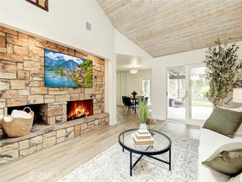 6164 E Morningview   Drive, Anaheim Hills, CA