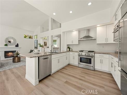 334 S Whitestone  , Anaheim Hills, CA