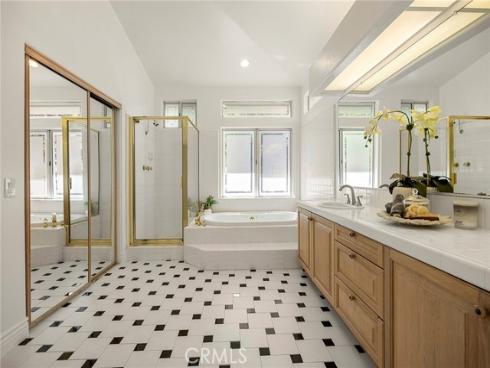 334 S Whitestone  , Anaheim Hills, CA