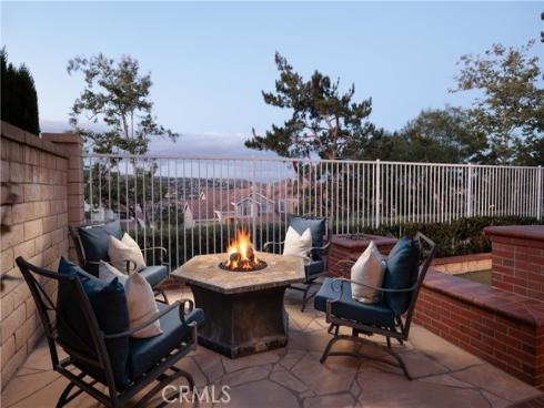 547 S Eveningsong   Lane, Anaheim Hills, CA