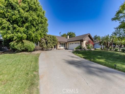 142 N Pinney   Drive, Anaheim Hills, CA