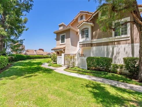1089 S Daybreak Court, Anaheim Hills, CA