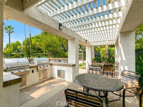 1089 S Daybreak Court, Anaheim Hills, CA
