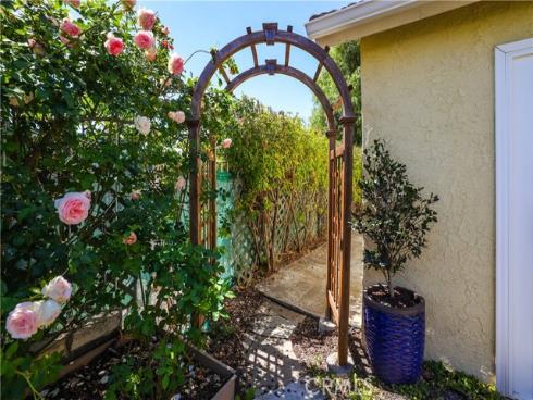 270 S Raspberry , Anaheim Hills, CA