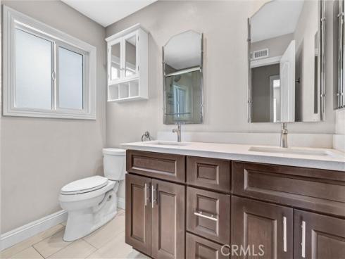 124 S Calle Da Gama , Anaheim Hills, CA