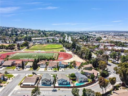 124 S Calle Da Gama , Anaheim Hills, CA