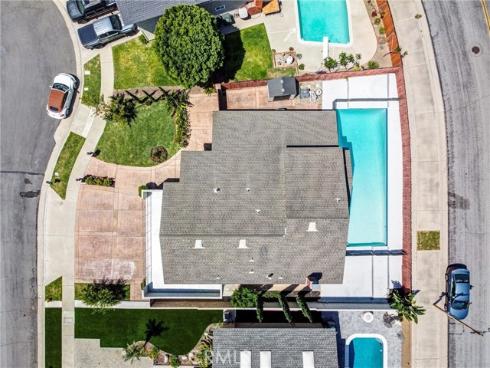 124 S Calle Da Gama , Anaheim Hills, CA