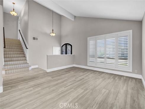 124 S Calle Da Gama , Anaheim Hills, CA