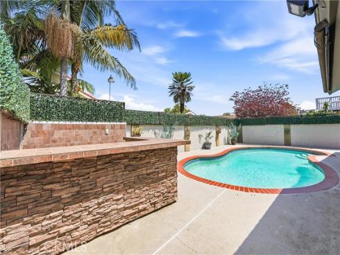 6009 E Calle Cedro , Anaheim Hills, CA