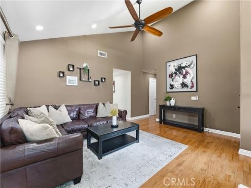 6009 E Calle Cedro , Anaheim Hills, CA