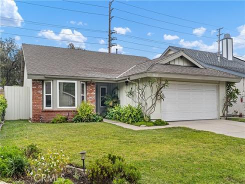 7608 E Woodsboro Avenue, Anaheim Hills, CA