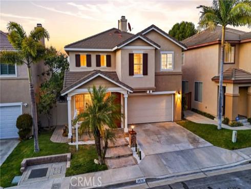 8815 E Wiley , Anaheim Hills, CA