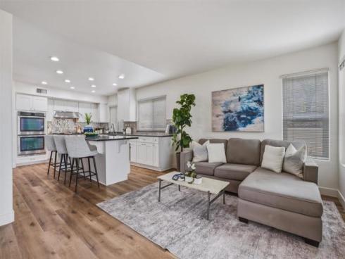 1065 S Hanlon   Way, Anaheim Hills, CA
