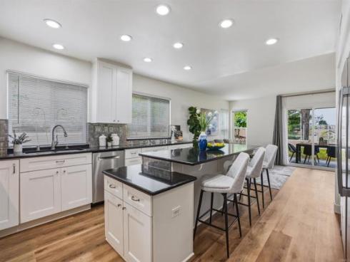 1065 S Hanlon   Way, Anaheim Hills, CA