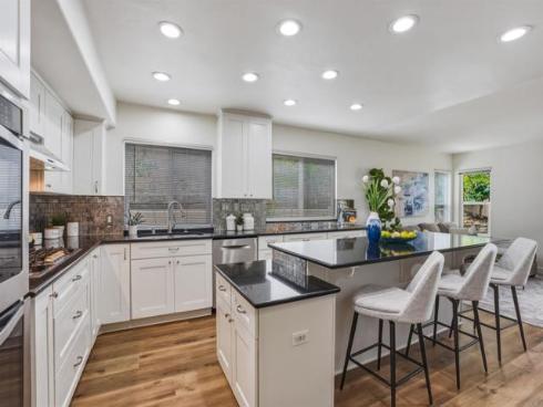 1065 S Hanlon   Way, Anaheim Hills, CA