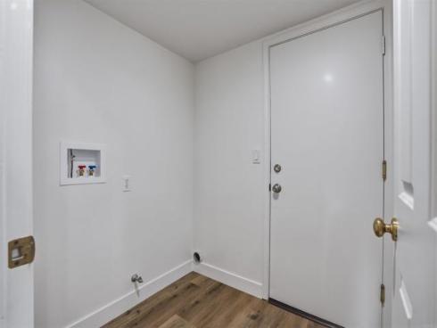 1065 S Hanlon   Way, Anaheim Hills, CA