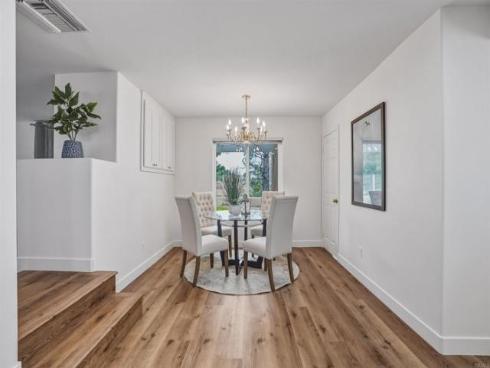 1065 S Hanlon   Way, Anaheim Hills, CA