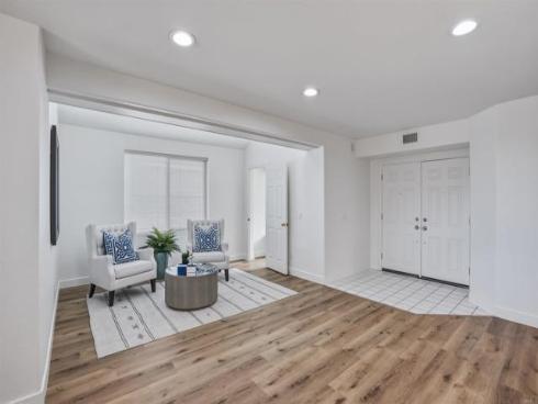 1065 S Hanlon   Way, Anaheim Hills, CA