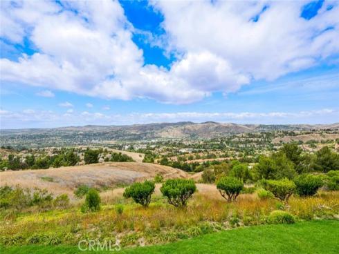 7833 E Viewrim , Anaheim Hills, CA