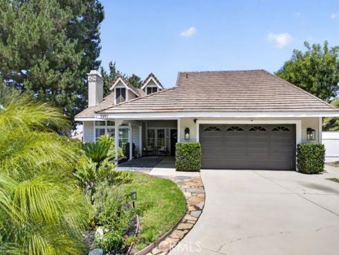 5990 E. Prospector
